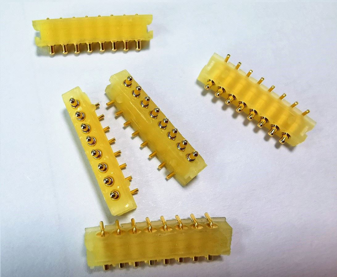 8-pins Pogo-pin enkele lijn haakse connector